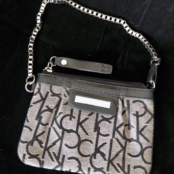 Calvin Klein Small Handbag - Picture 3 of 5